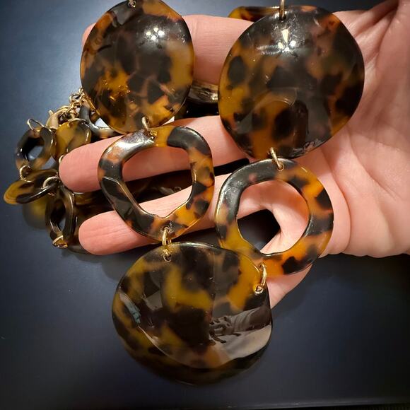 Chunky Tortoise Shell Animal Print Large Link Necklace - Picture 7 of 7